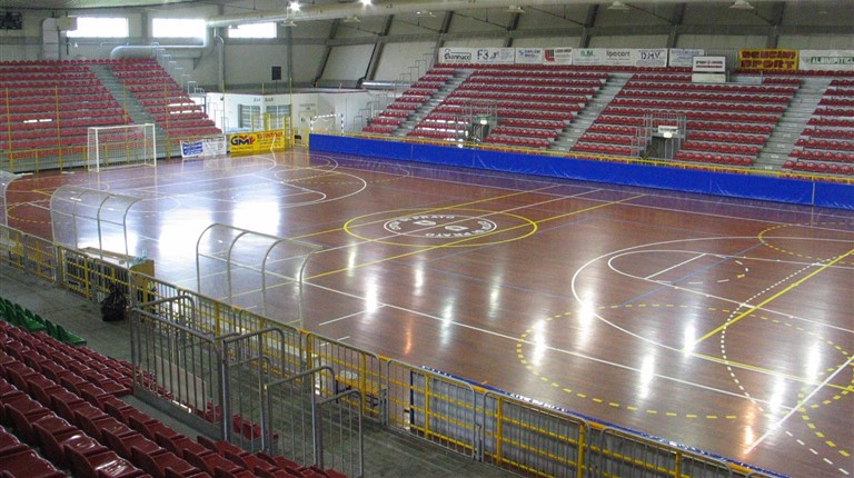 Palazzetto dello sport di prato